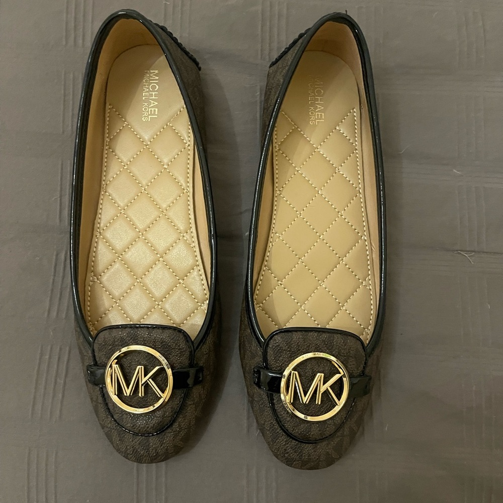 micheal kors brown flats